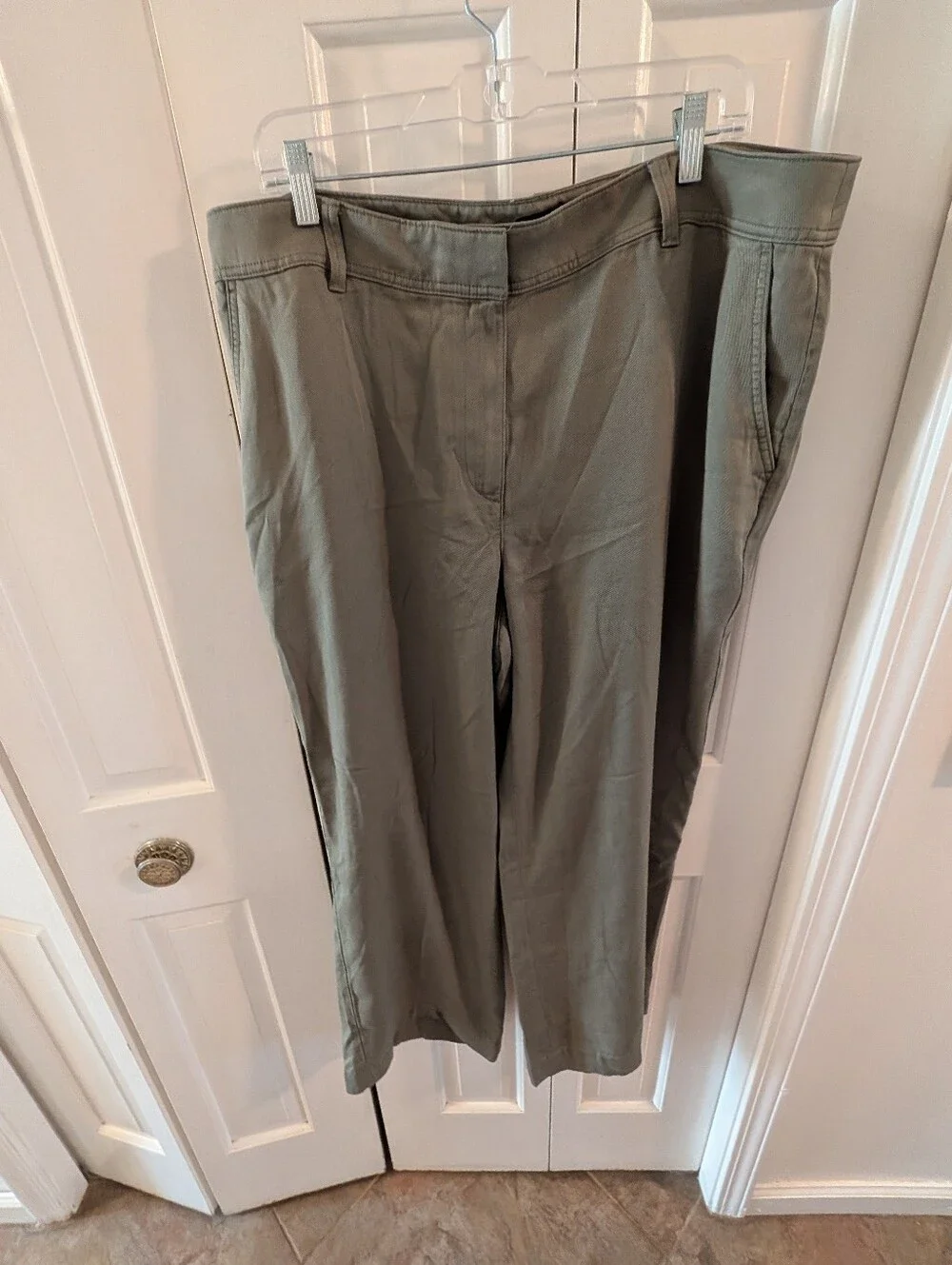 Talbots Women's Hunter Green Trousers Size 16W